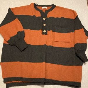 Bucket List women’s sweater